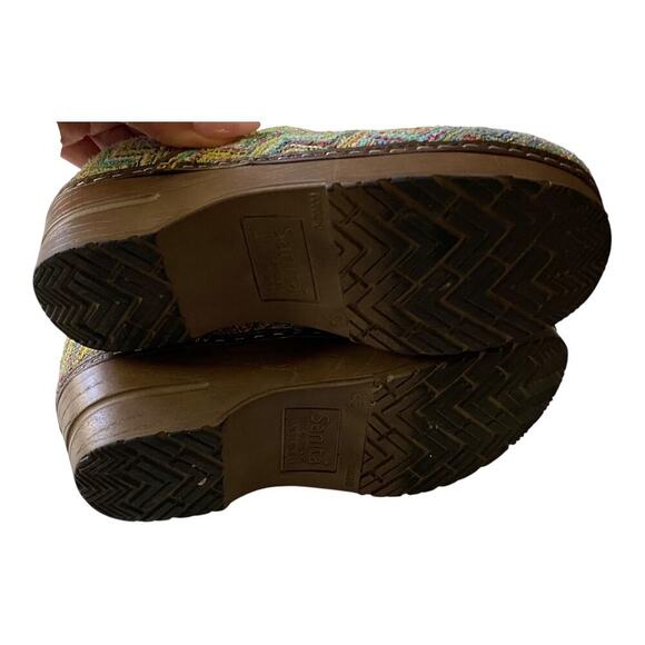 Sanita Clogs Womens Colorful Zig Leather Slip-Ons Size EU 35 US4 Nurse Shoes - Picture 9 of 11